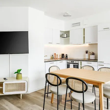 Limehome Mosonyi U Apartment *
