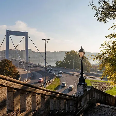 Limehome Mosonyi U * Budapest