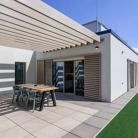 Limehome Mosonyi Apartament *