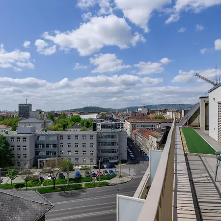 Limehome Mosonyi Apartament